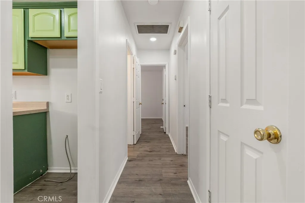 1654 W 216th Street, Torrance, California 90501 home-pic-13